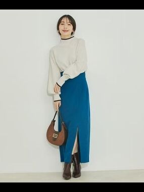 Teal Blue Stretch Knit Midi Skirt | Front Slit | Pull-On | Minimalist | Sz 2
